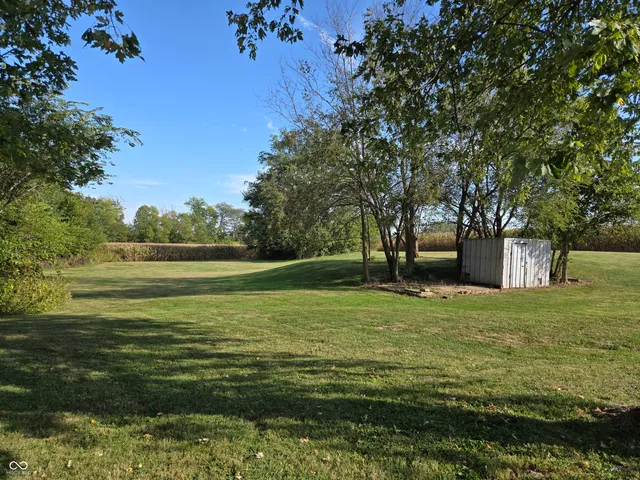 $285,000 | 101 West Gosch Road, Shelbyville, IN 46176