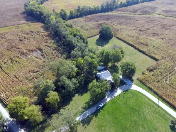 $250,000 | 101 West Gosch Road, Shelbyville, IN 46176