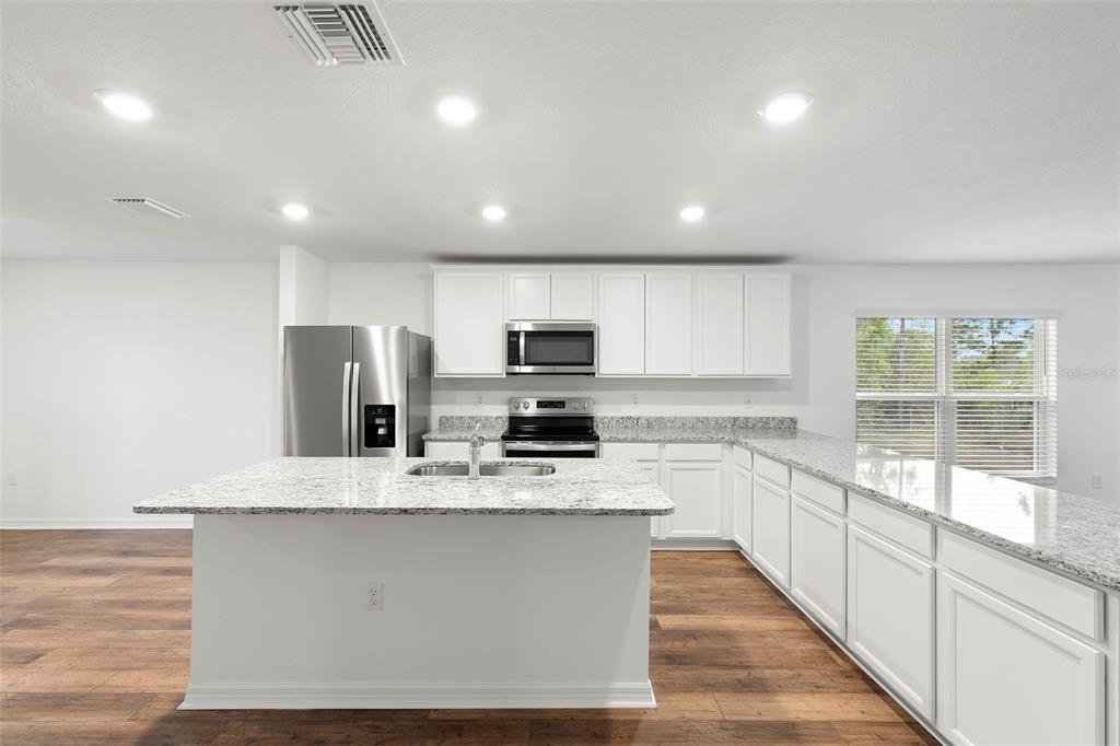 12063 Centralia Road Weeki Wachee, FL 34614 - Photo 5 of 9 Gallery Image 5