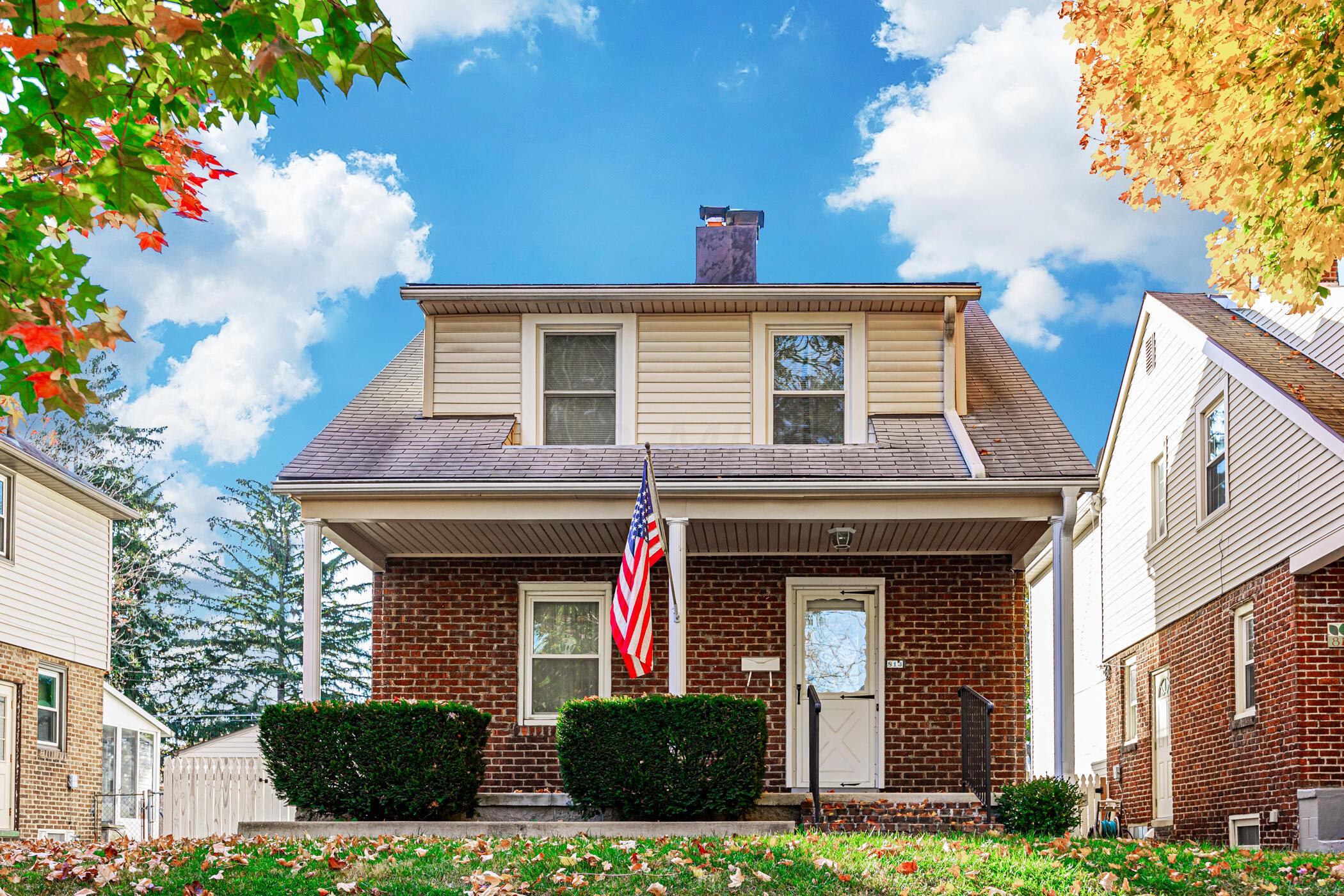 813 Gladden Road Columbus, OH 43212 - Photo 2 of 60 813 Gladden Rd 002