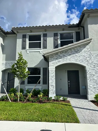 $2,500 | 95 Southeast 11th Avenue, Florida City, FL 33034
