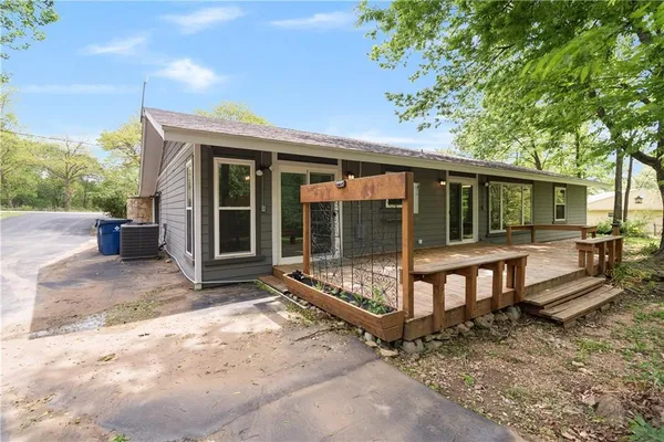 $225,000 | 106 Oak Hills Drive, Coffeyville, KS 67337