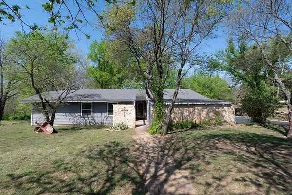 $225,000 | 106 Oak Hills Drive, Coffeyville, KS 67337