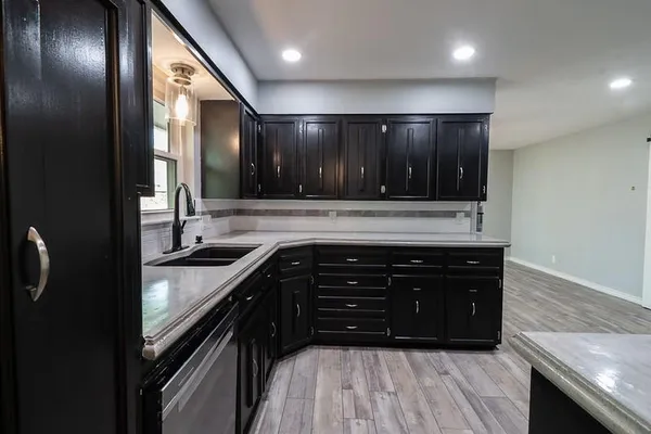 $225,000 | 106 Oak Hills Drive, Coffeyville, KS 67337