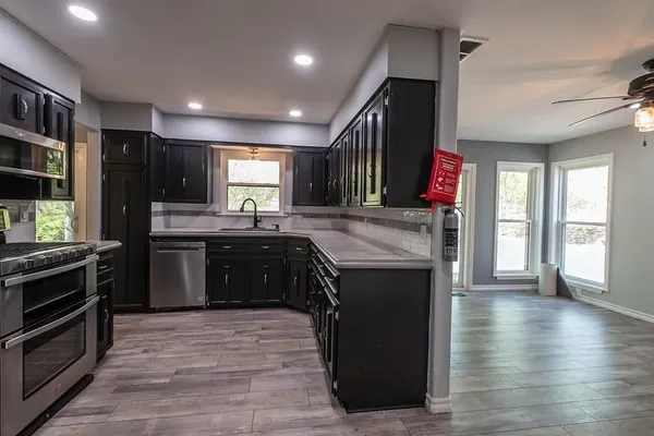 $225,000 | 106 Oak Hills Drive, Coffeyville, KS 67337