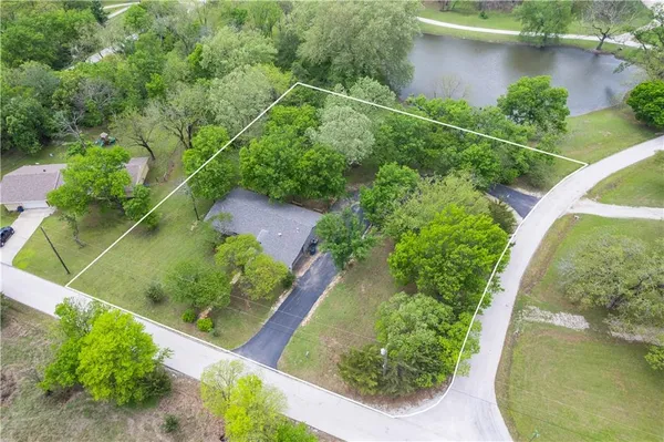 $225,000 | 106 Oak Hills Drive, Coffeyville, KS 67337