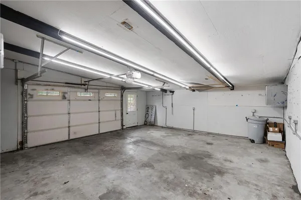 $225,000 | 106 Oak Hills Drive, Coffeyville, KS 67337