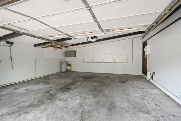 $225,000 | 106 Oak Hills Drive, Coffeyville, KS 67337