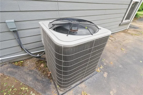 $225,000 | 106 Oak Hills Drive, Coffeyville, KS 67337