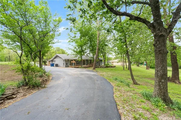 $225,000 | 106 Oak Hills Drive, Coffeyville, KS 67337