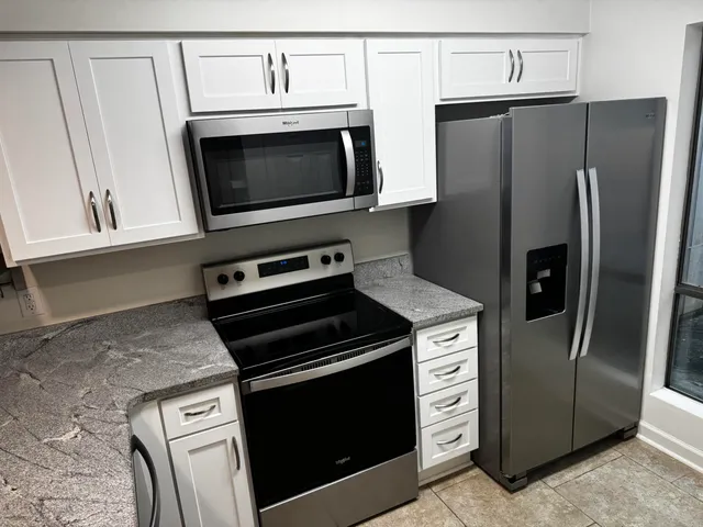 $1,750 | 210 Sharon Court, Mary Esther, FL 32569