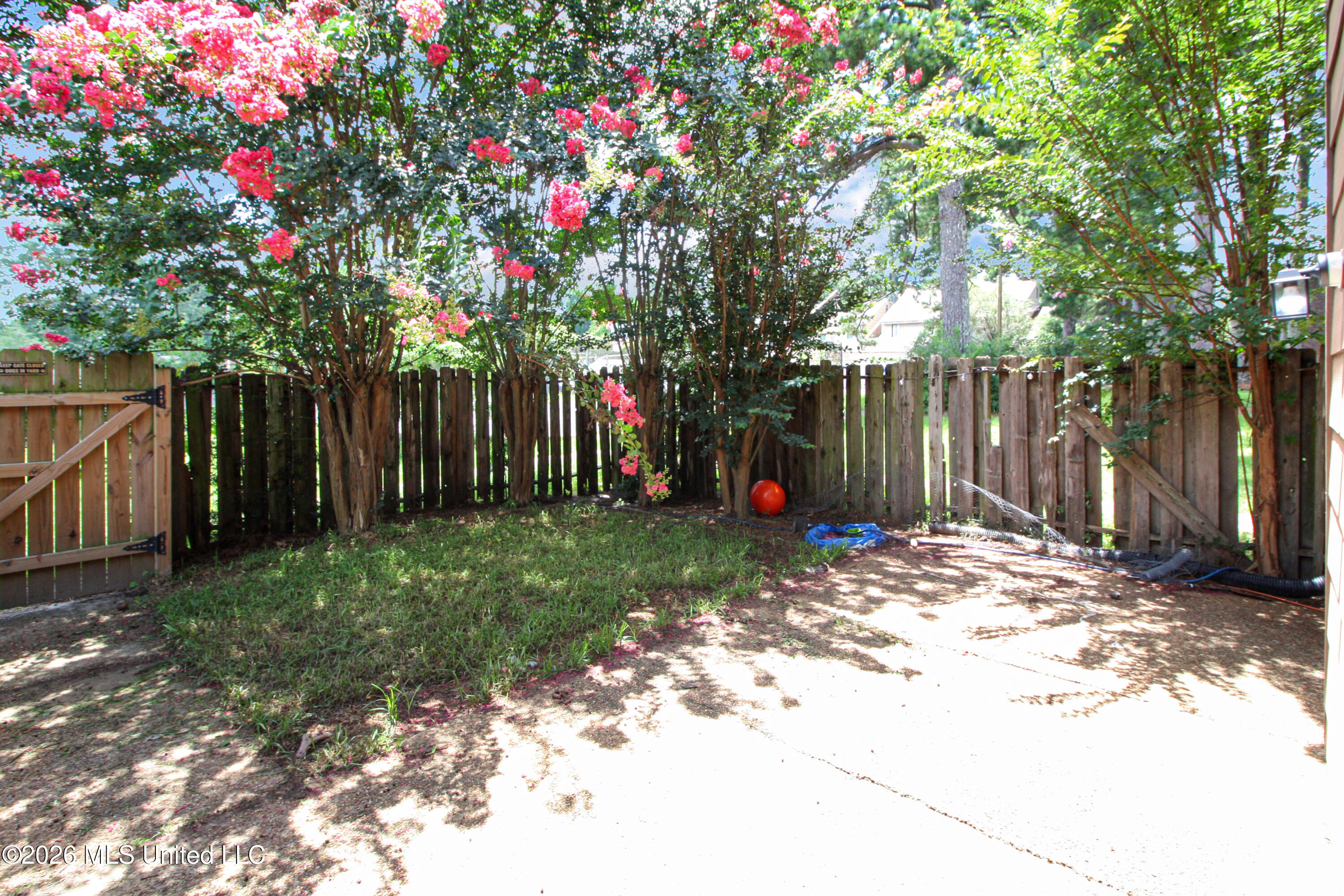 1255 East County Line Road, Unit L8 Jackson, MS 39211 - Photo 33 of 34 IMG_1277