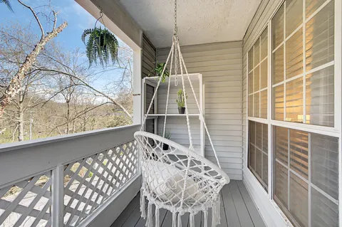 $325,000 | 412 Post Creek Road, Nashville, TN 37221