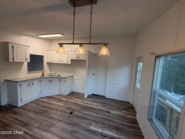 $250,000 | 1105 13th Street, Southport, FL 32409