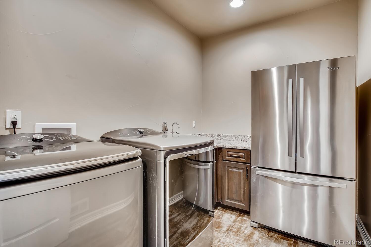 10816 Sundial Rim Road Highlands Ranch, CO 80126 - Photo 17 of 40