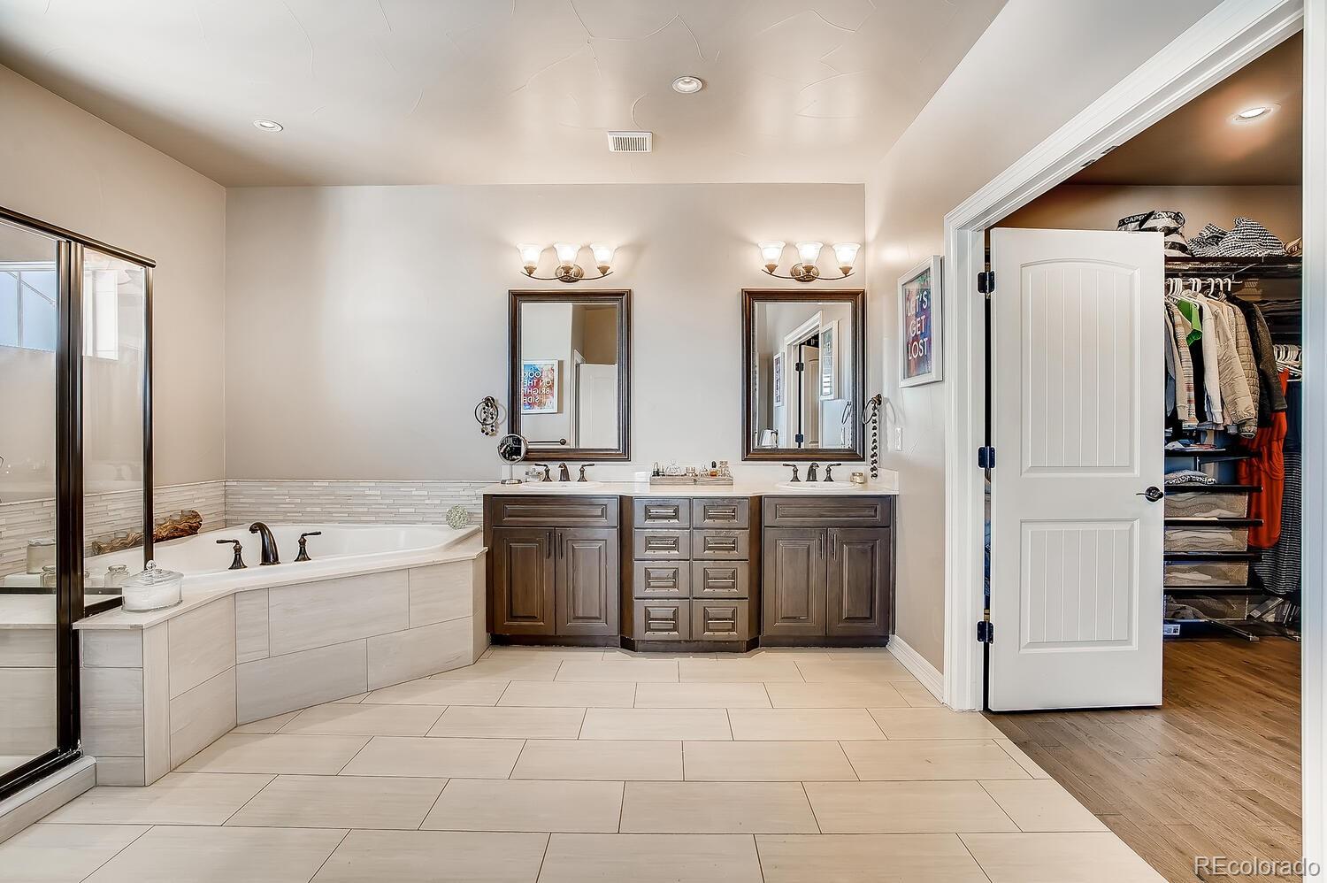 10816 Sundial Rim Road Highlands Ranch, CO 80126 - Photo 24 of 40