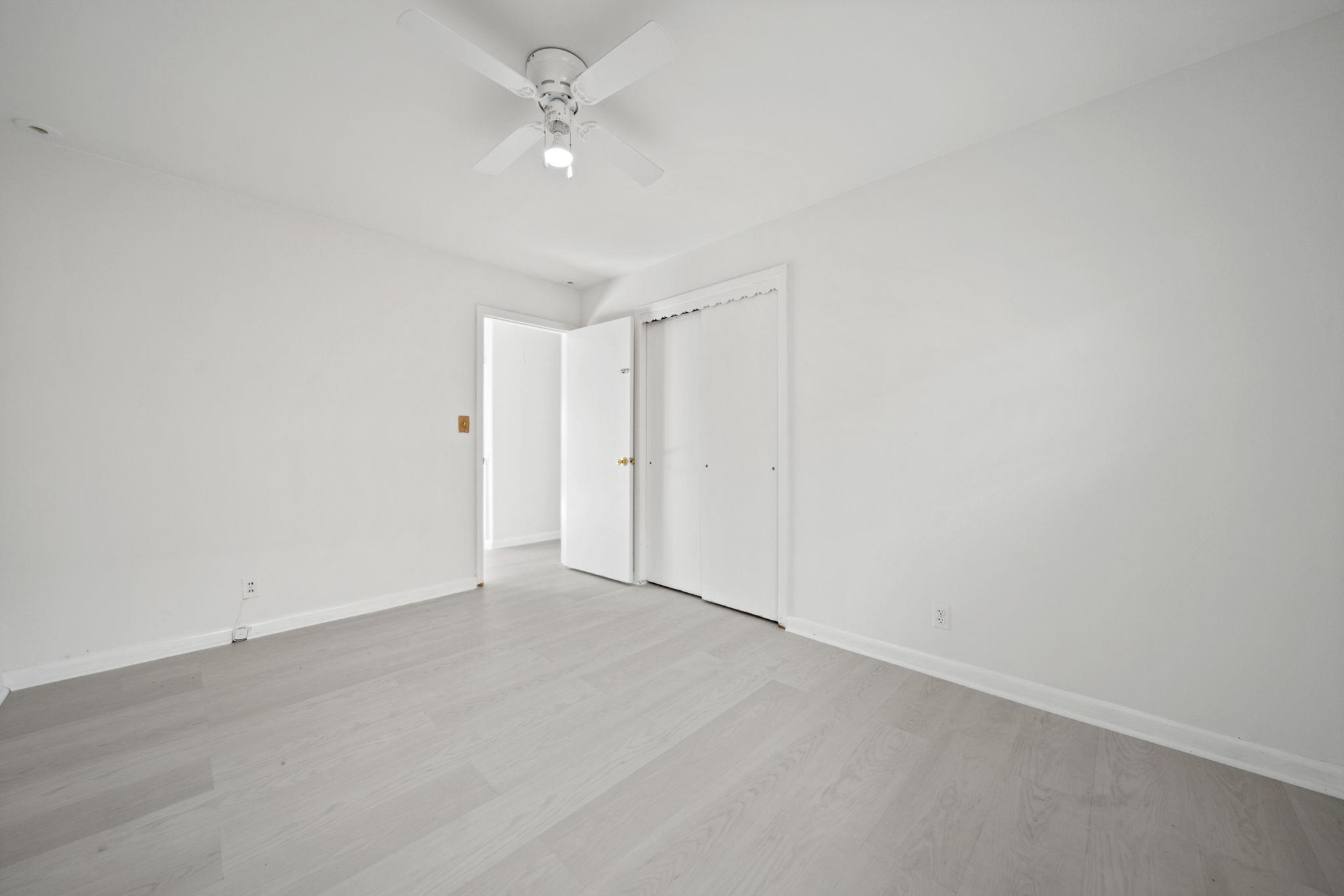 23 Arn Terrace Secaucus, NJ 07094 - Photo 12 of 23