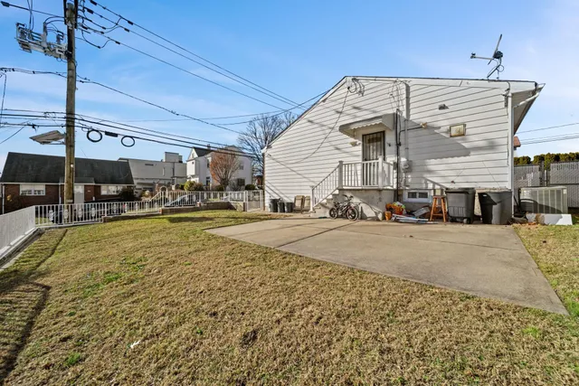 $3,600 | 23 Arn Terrace, Secaucus, NJ 07094