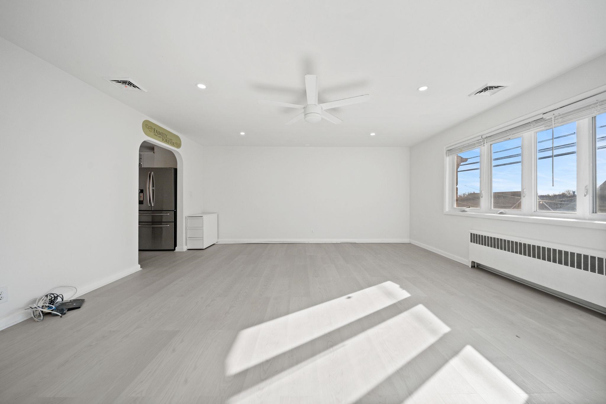 23 Arn Terrace Secaucus, NJ 07094 - Photo 7 of 23