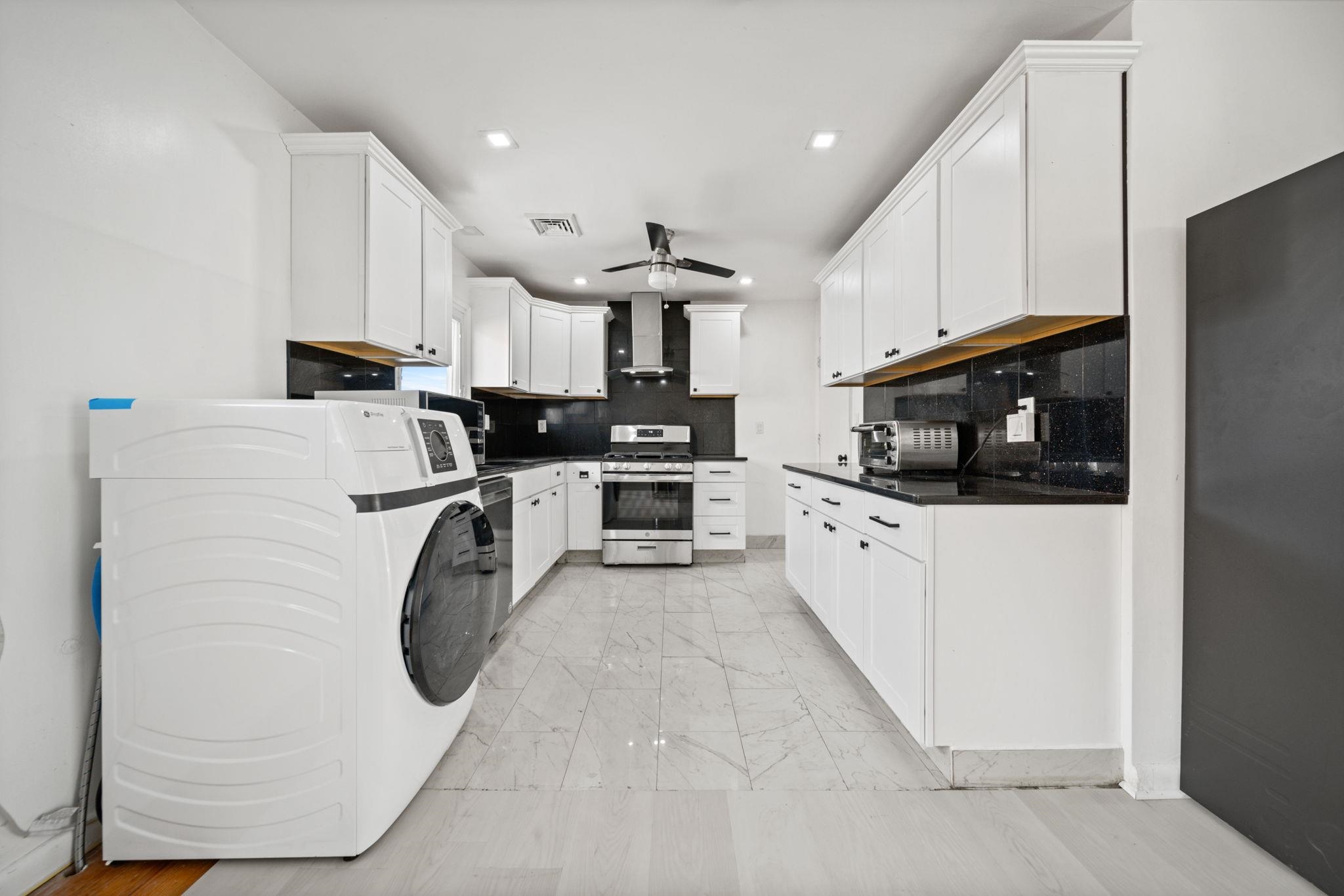 23 Arn Terrace Secaucus, NJ 07094 - Photo 10 of 23