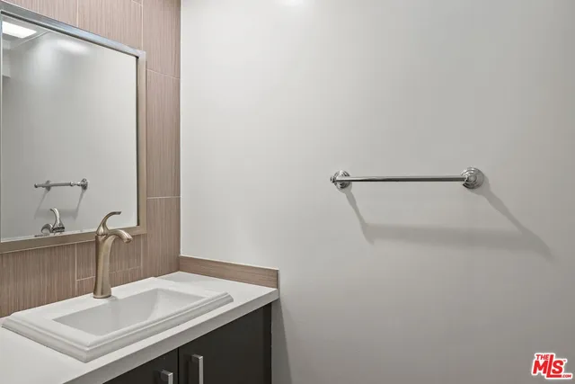 $4,495 | 1616 South Westgate Avenue, Unit 105, Los Angeles, CA 90025