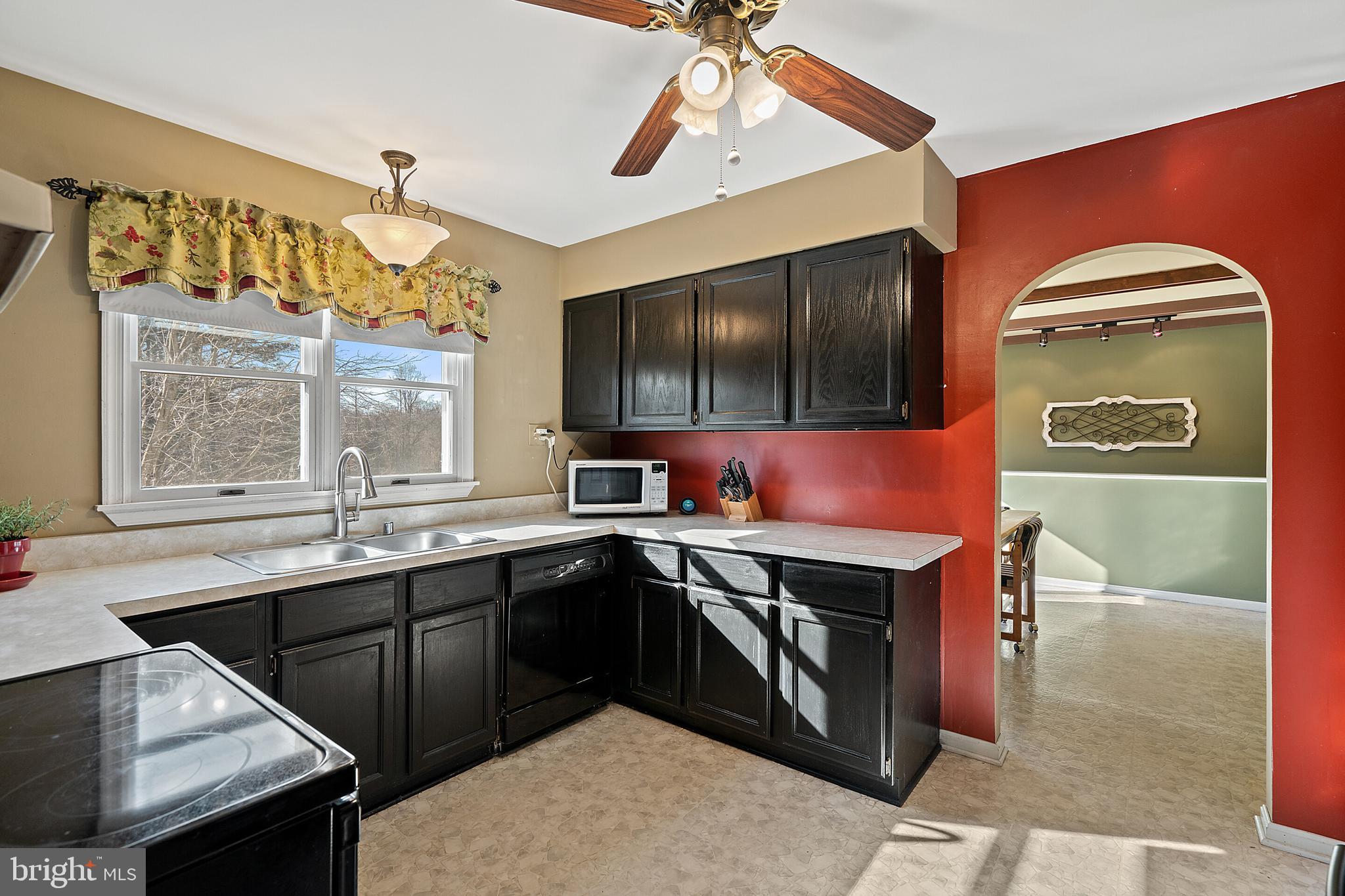 8714 Meetze Road Warrenton, VA 20187 - Photo 11 of 64 Gallery Image 11
