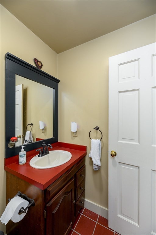 270 Ball Hill Road Princeton, MA 01541 - Photo 30 of 42 Gallery Image 30