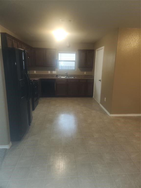 818 Lightningbug Lane Conroe, TX 77301 - Photo 2 of 13