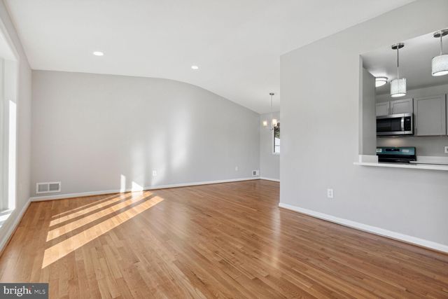 $550,000 | 5015 Adrian Street, Rockville, MD 20853