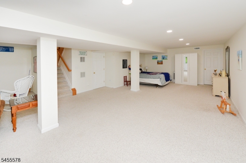 90 Summer Hill Road, Unit 90 Wayne, NJ 07470 - Photo 30 of 39 Gallery Image 30