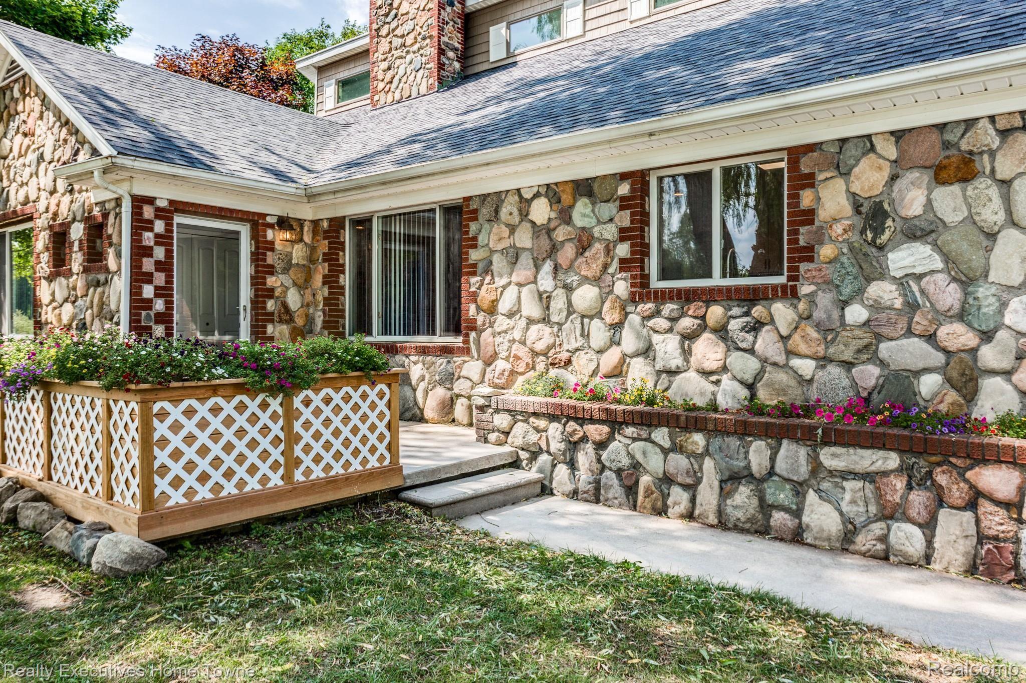 6800 Norman Road Jeddo, MI 48032 - Photo 3 of 41 6800 Norman Rd-5.JPG