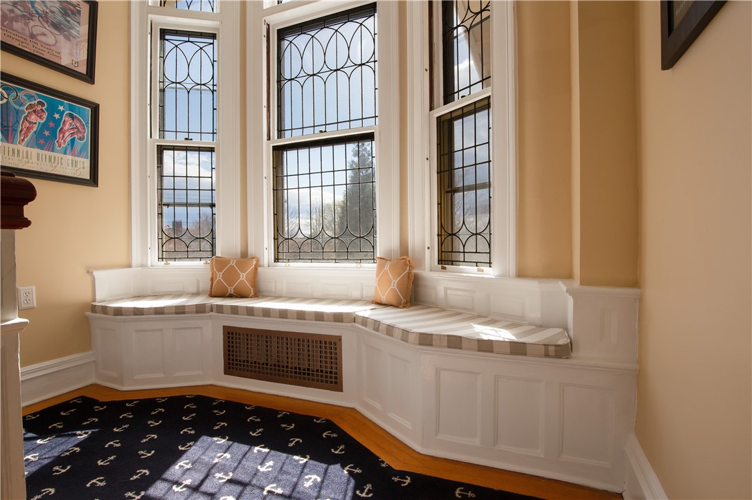 28 West Main Road Middletown, RI 02842 - Photo 22 of 42