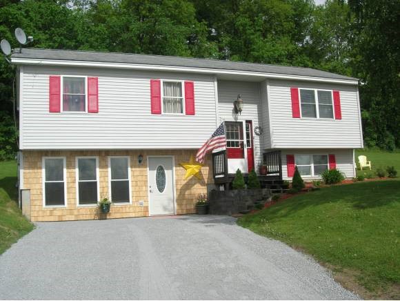 14 Thomas Circle Vergennes, VT 05491 - Photo 1 of 1 Gallery Image 1