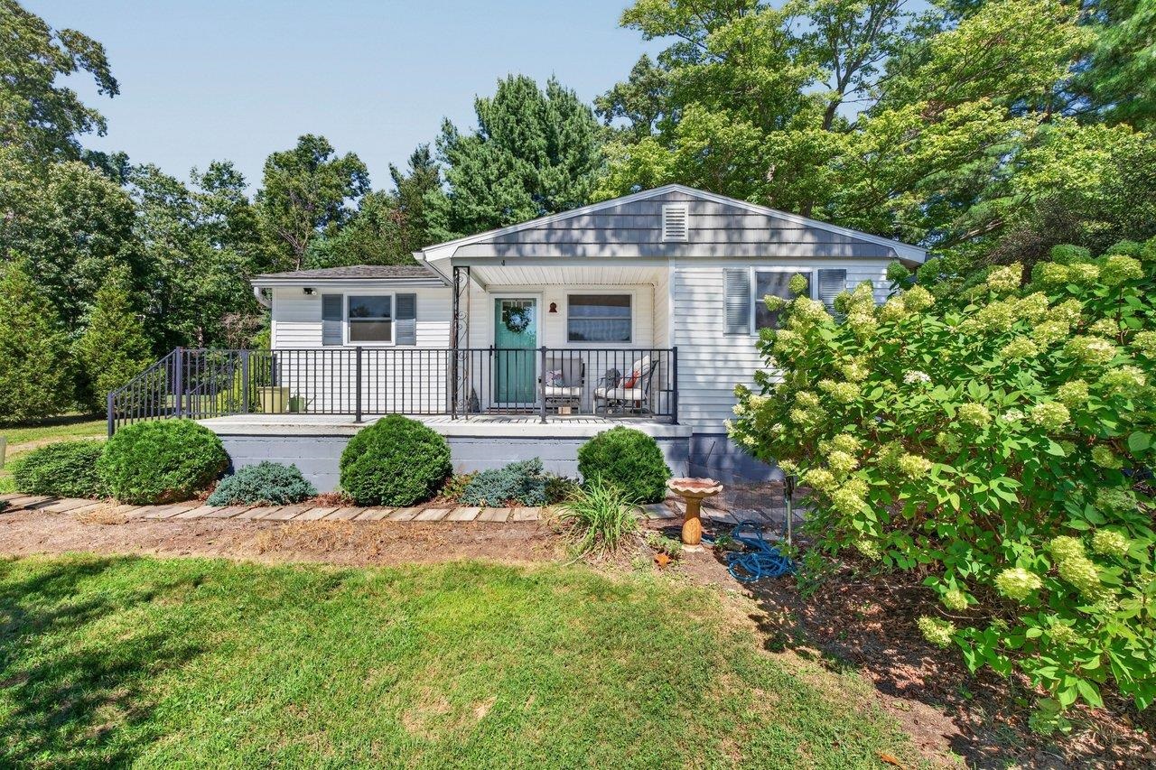 366 Hermitage Road Staunton, VA 24401 - Photo 32 of 54 Gallery Image 32