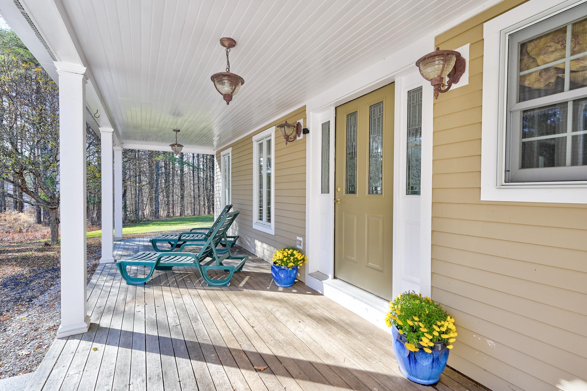 977 Hurricane Mountain Road Bartlett, NH 03845 - Photo 5 of 40