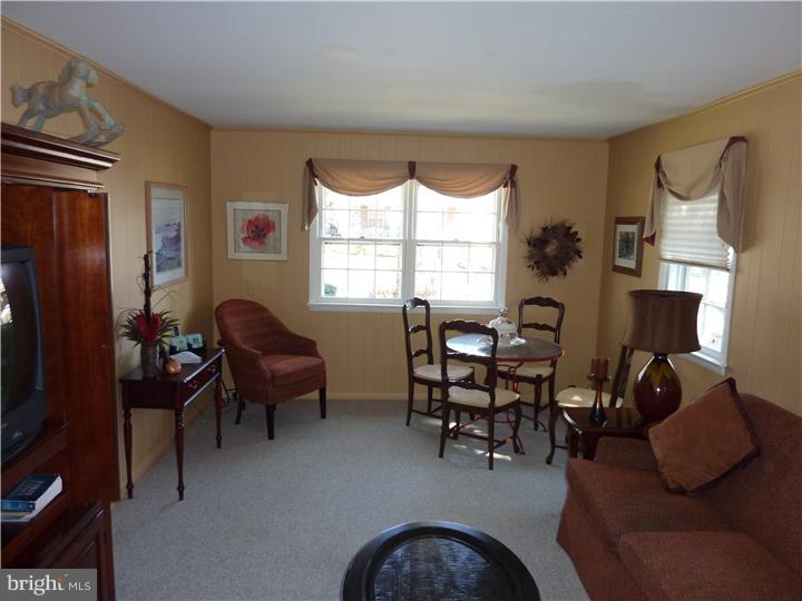 116 Harwicke Road Springfield, PA 19064 - Photo 3 of 12