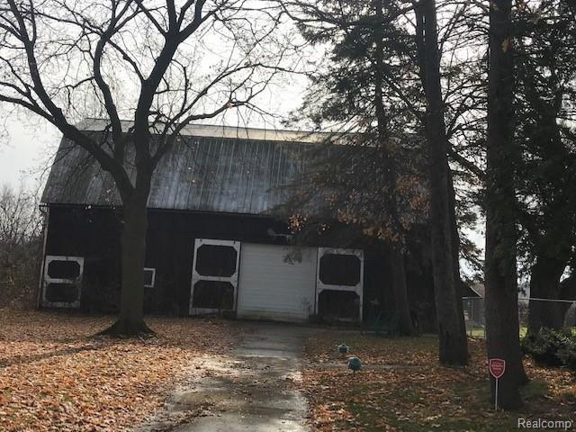 3281 Reid Road Swartz Creek, MI 48473 - Photo 4 of 30 IMG_2994.jpg