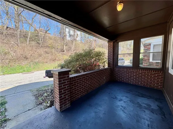 $1,600 | 334 9th Avenue, New Brighton, PA 15066