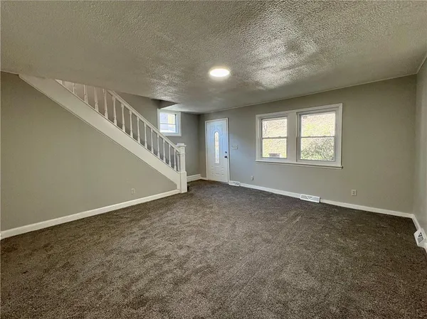 $1,600 | 334 9th Avenue, New Brighton, PA 15066