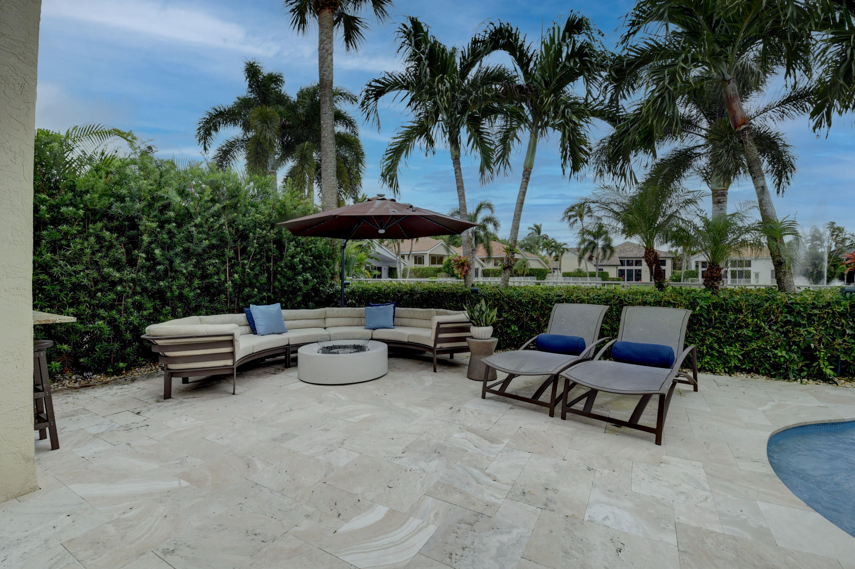 5653 Regency Circle East Boca Raton, FL 33496 - Photo 30 of 65 Seating Area