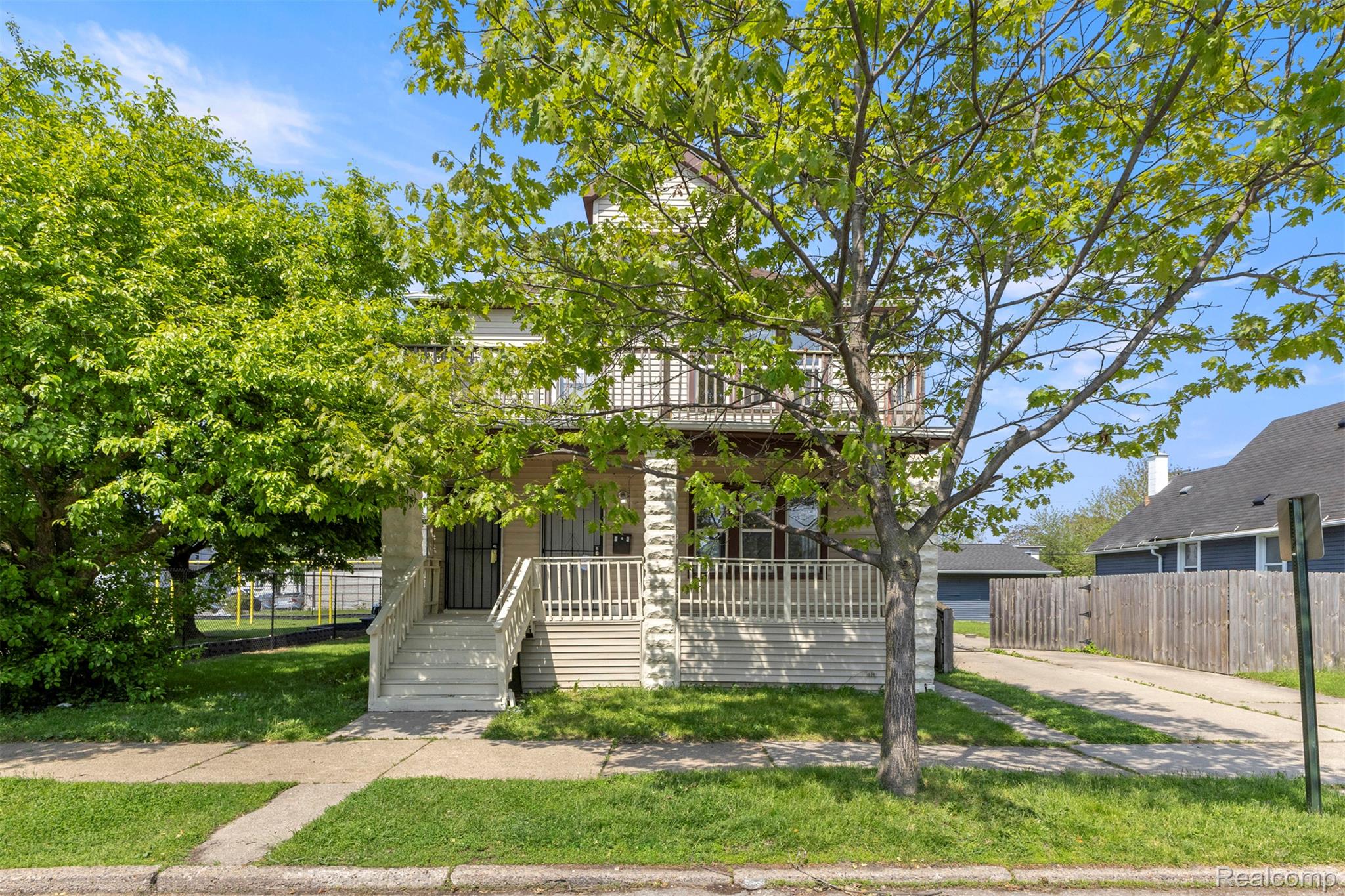 63 Stoner Street River Rouge, MI 48218 - Photo 4 of 39 03.jpg