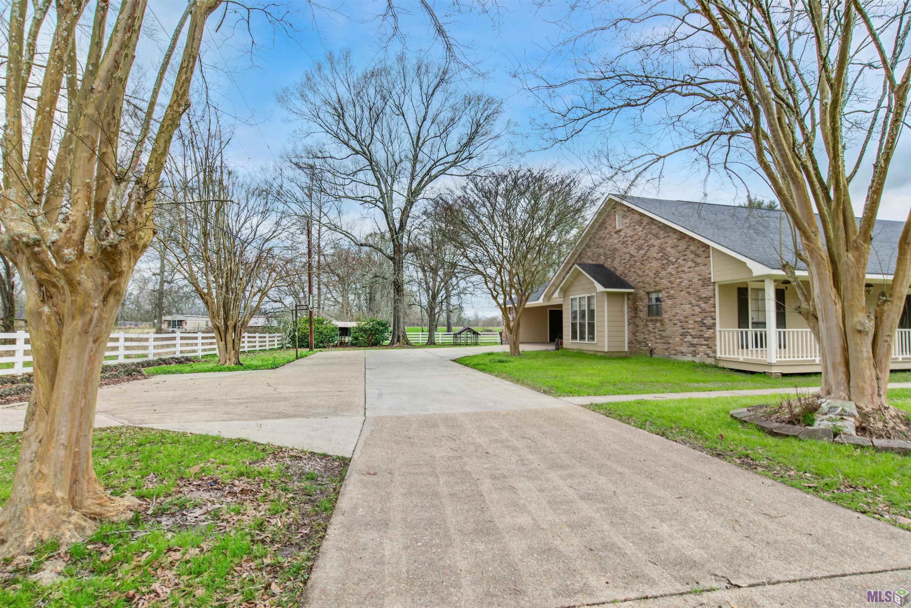 24141 Jacock Road Slaughter, LA 70777 - Photo 6 of 26