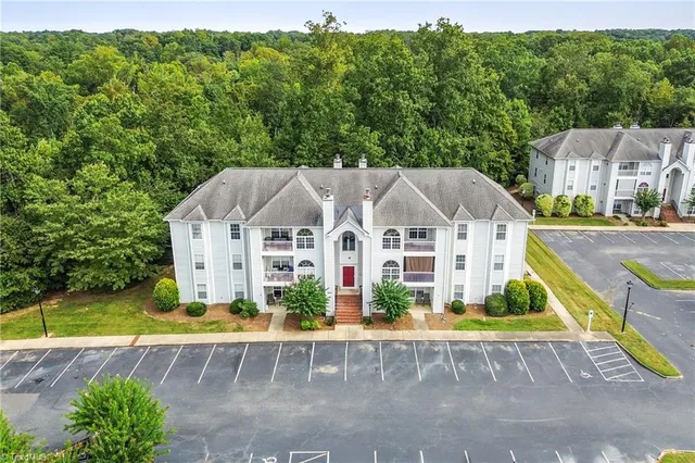$175,000 | 3642 Morris Farm Drive, Unit 3A, Greensboro, NC 27409