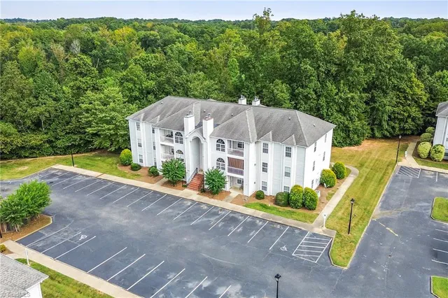 $175,000 | 3642 Morris Farm Drive, Unit 3A, Greensboro, NC 27409