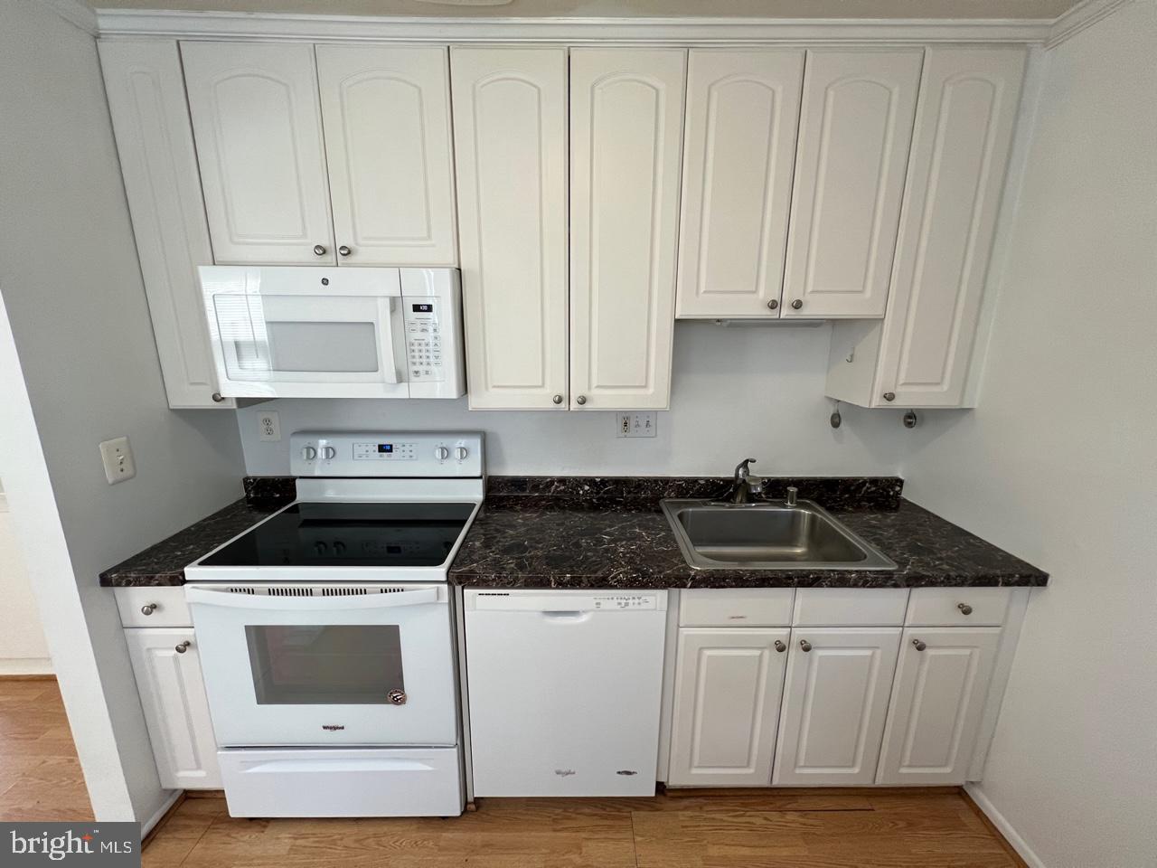 13303 Holdridge Road Silver Spring, MD 20906 - Photo 2 of 18 Kitchen