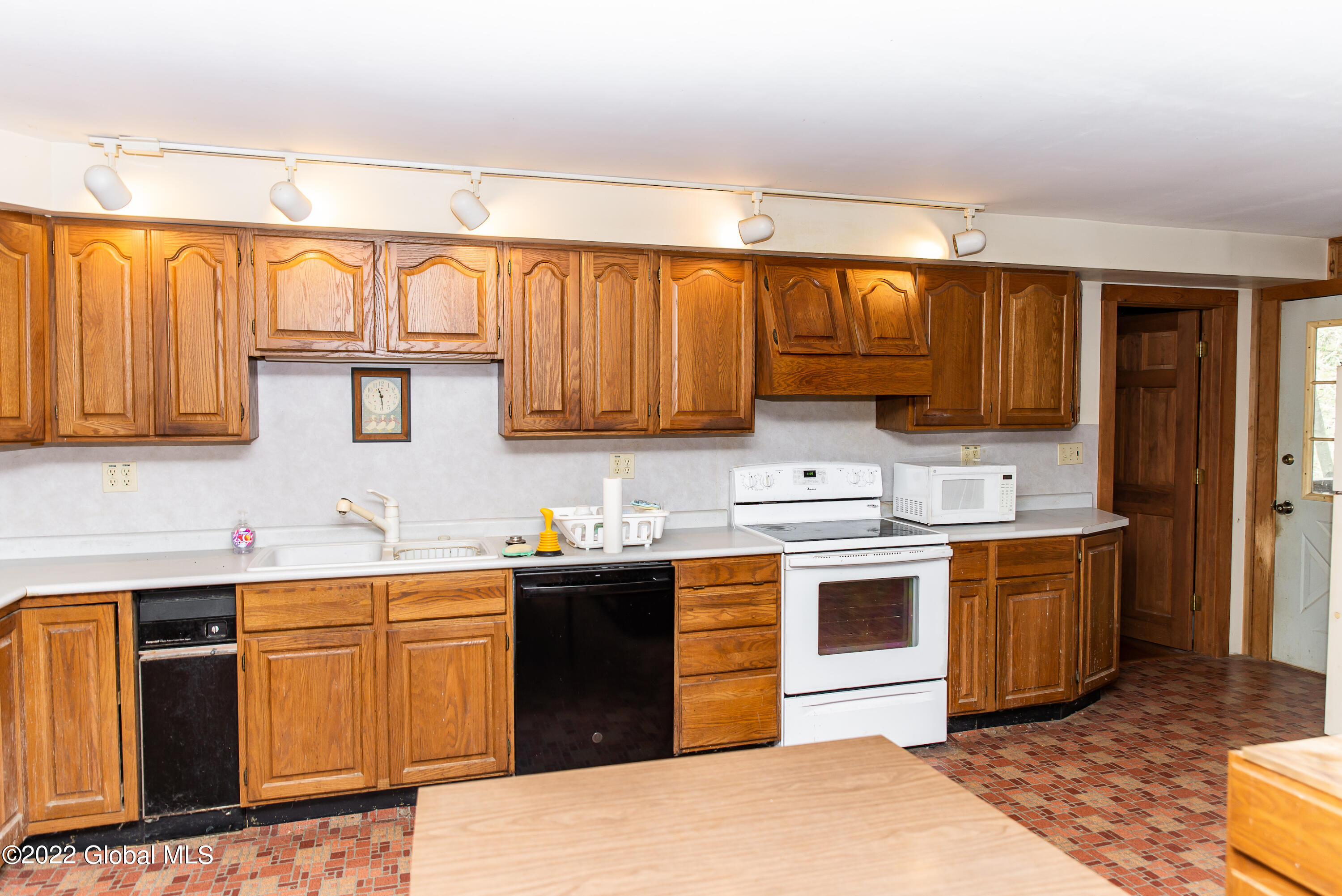 2887 Shaw Road Middle Grove, NY 12850 - Photo 18 of 41 _DSC6602