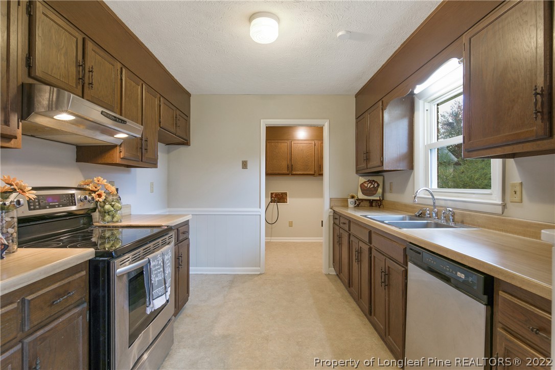2445 Graham Road Fayetteville, NC 28304 - Photo 16 of 40 Gallery Image 16