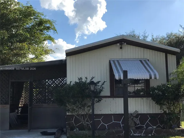 $1,950 | 10618 South 228th Lane, Unit A, Boca Raton, FL 33428