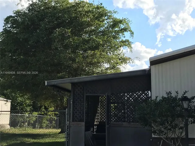 $1,950 | 10618 South 228th Lane, Unit A, Boca Raton, FL 33428