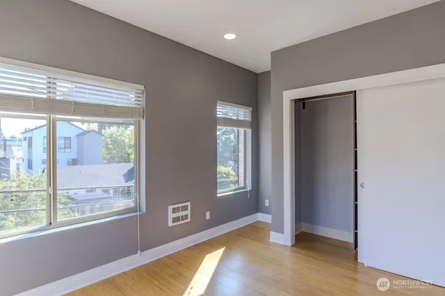 a view of entryway with wooden floor